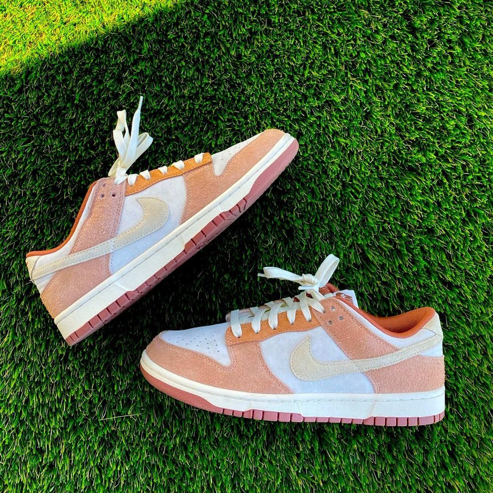 Nike Dunk Low Medium Curry 9.5M